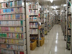 はぎやま図書館きょうどう書庫